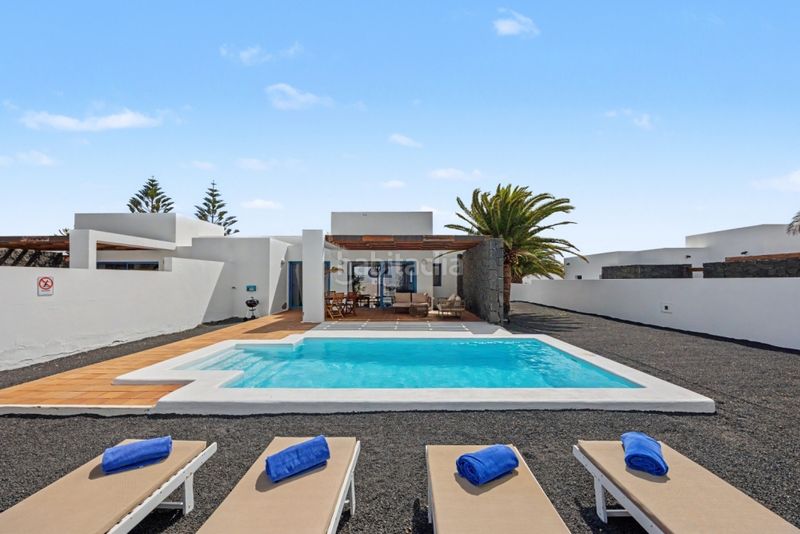 Foto 5cf95907-e1df-4c62-9817-b42d09f29476. Casa en Playa Blanca Yaiza