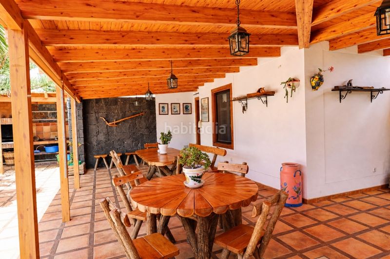 Foto 48c50a8b-8e19-4e30-9e8c-8bb543f49a0a. Casa a Playa Blanca Yaiza