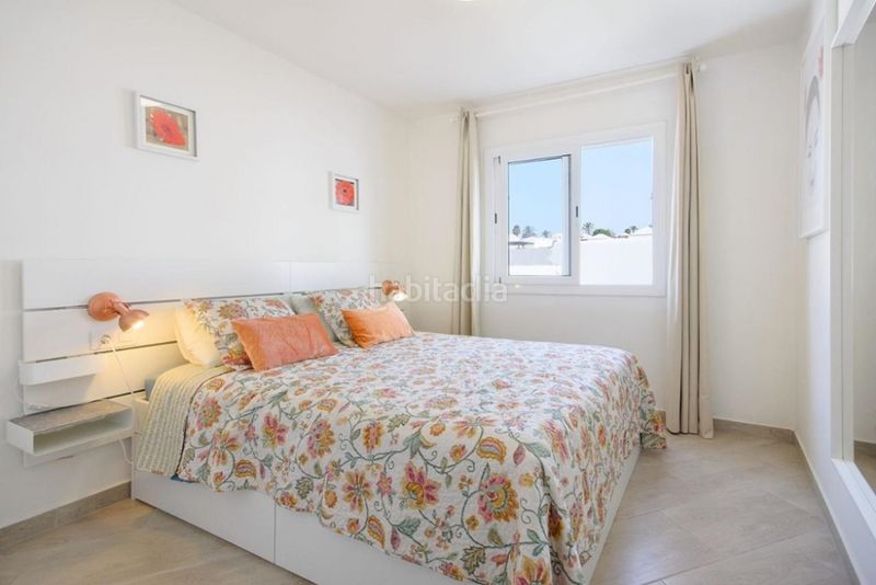 Foto b7ea1b93-0eb7-471f-8195-52ba6d23cefa. Casa a Playa Blanca Yaiza