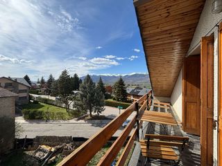 Location Appartement à Alp. Ático enalquiler de temporada de verano en alp