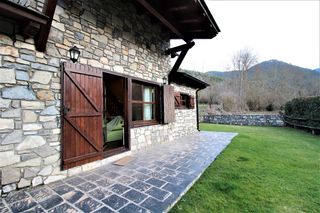 Rent Semi detached house in Bellver de Cerdanya