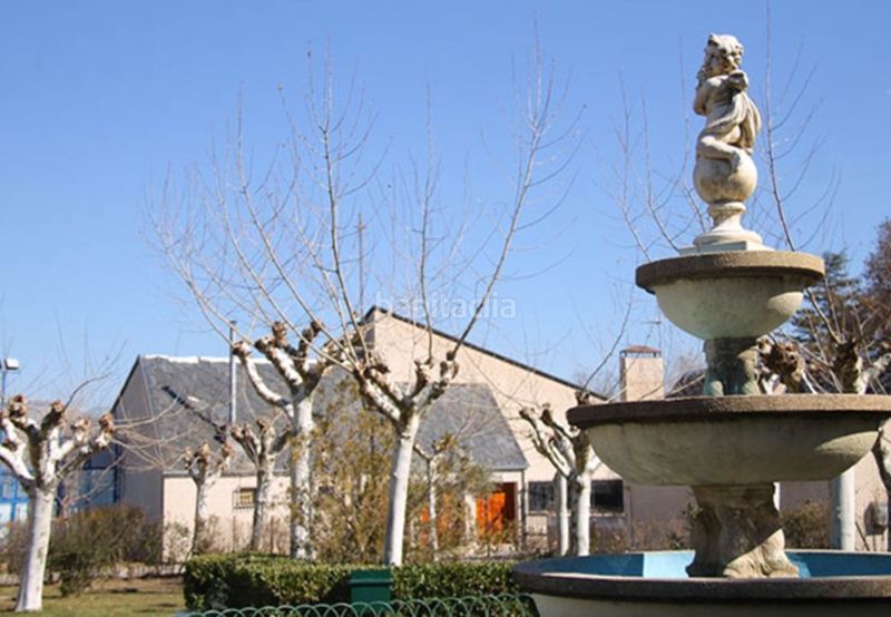 Foto 672ea1a9-e5bb-4688-a963-2d2ff044c2c2. Pis amb calefacció piscina a Guadarrama