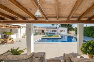 Chalet en Establiments. Chalet de una sola planta en establiments en venta