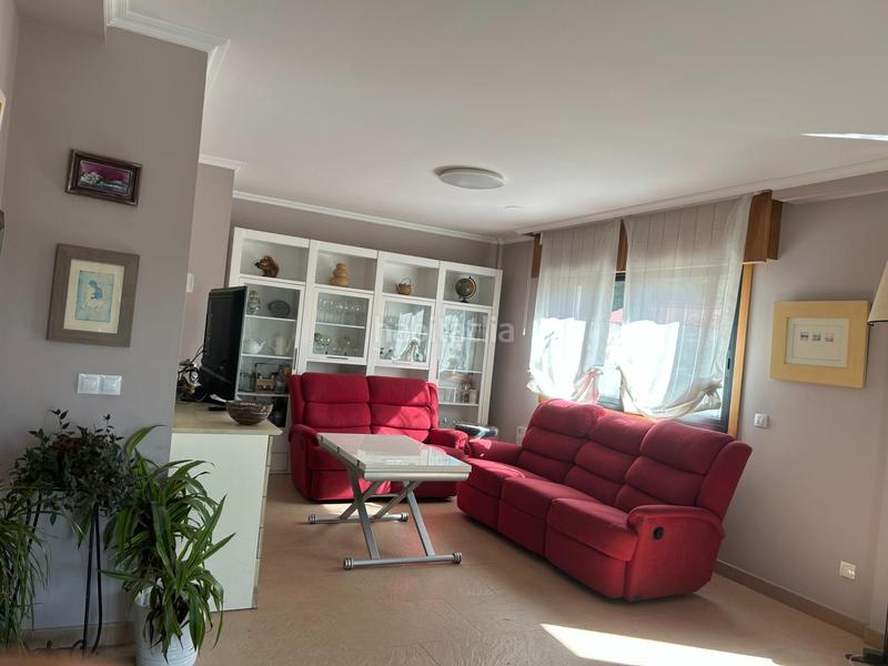 Foto 0ef69f73-db84-44ba-8353-7d84e19478ba. Casa bifamiliare con riscaldamento parcheggio piscina in Ferrol
