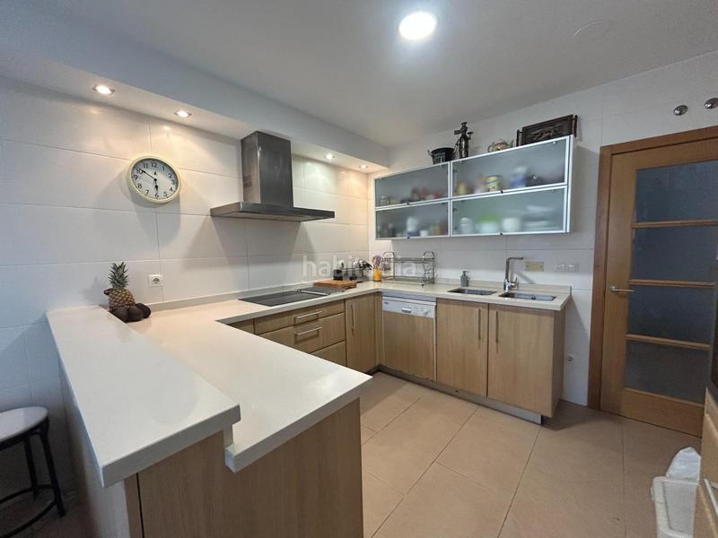 Foto 3c1c8174-c0fd-494a-9c4a-721358b0ccc6. Casa bifamiliare con riscaldamento parcheggio piscina in Ferrol