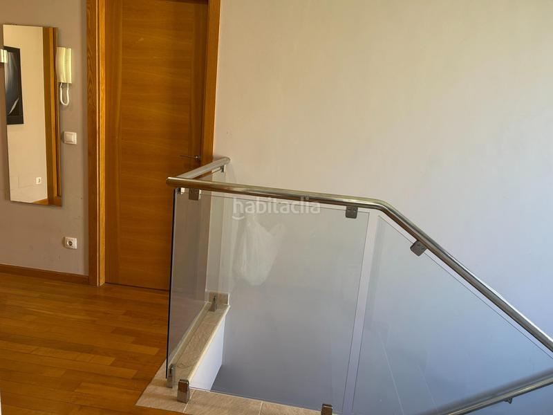 Foto 5a3513e2-9591-41e5-9aa8-5d149915a971. Casa bifamiliare con riscaldamento parcheggio piscina in Ferrol