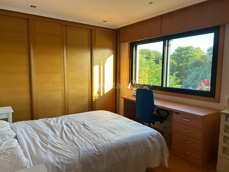 Foto 6887843e-a719-4871-b022-908b7af0d5e1. Casa bifamiliare con riscaldamento parcheggio piscina in Ferrol