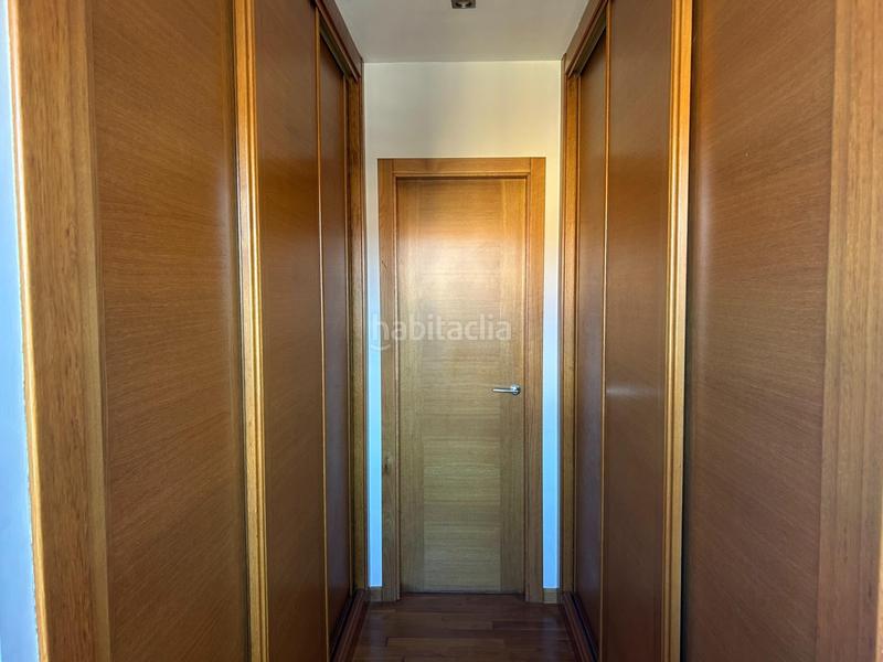 Foto 89711faa-49fc-4429-9a48-9c12e0edcdfe. Casa bifamiliare con riscaldamento parcheggio piscina in Ferrol