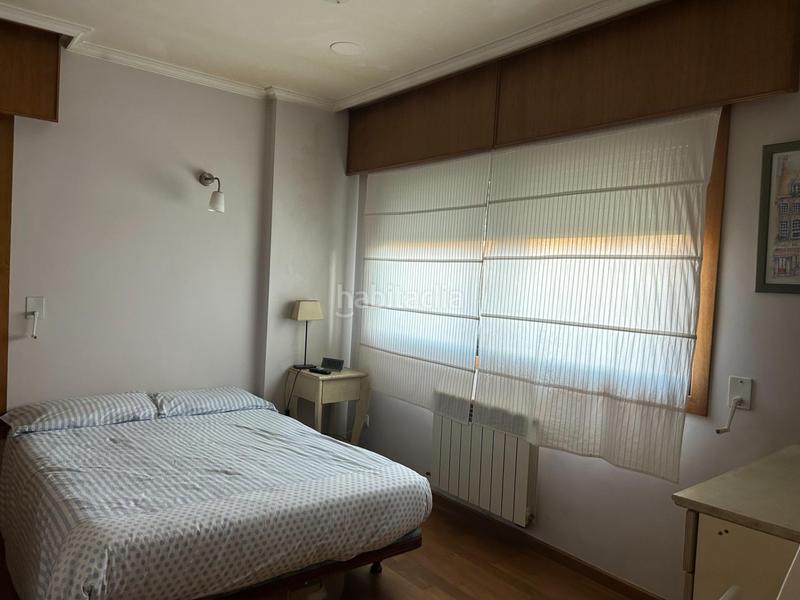 Foto c0344a9e-5d5a-4bbf-8d16-474aea907e30. Casa bifamiliare con riscaldamento parcheggio piscina in Ferrol