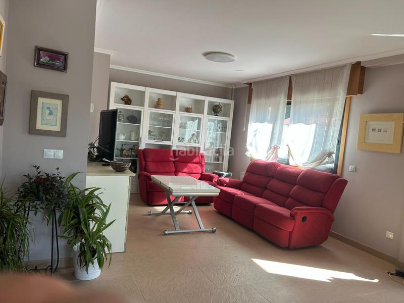 Foto c2283713-a118-43b0-a8b0-3849197938e9. Casa bifamiliare con riscaldamento parcheggio piscina in Ferrol