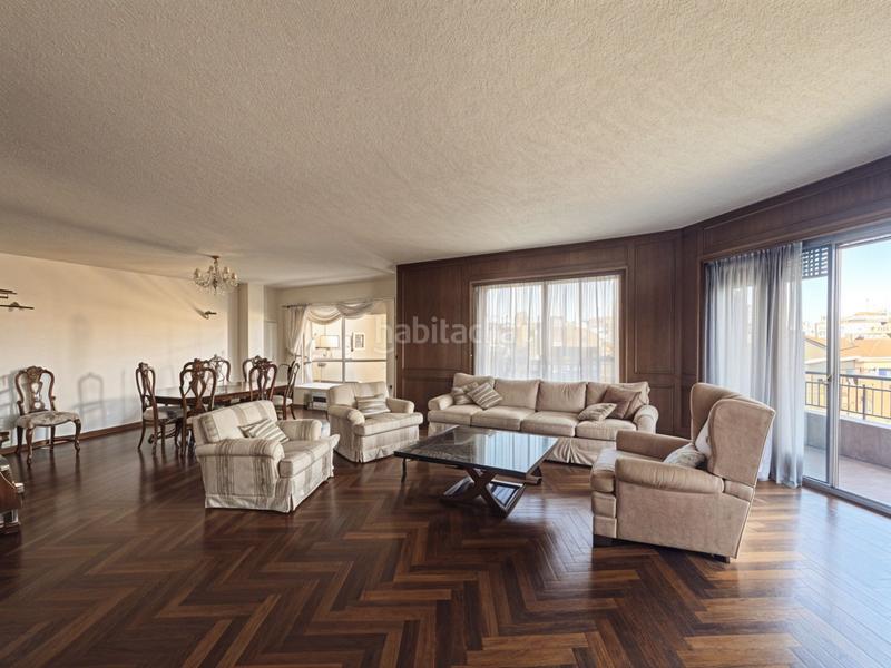 Foto 144b02ad-73d6-4698-b31e-a790a92716c3. Pis amb calefacció a Paseo Independencia Zaragoza