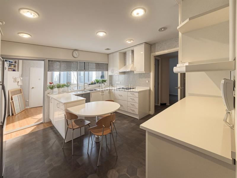 Foto 66474124-fd0c-4f9e-bbe0-2fa2554a735c. Pis amb calefacció a Paseo Independencia Zaragoza