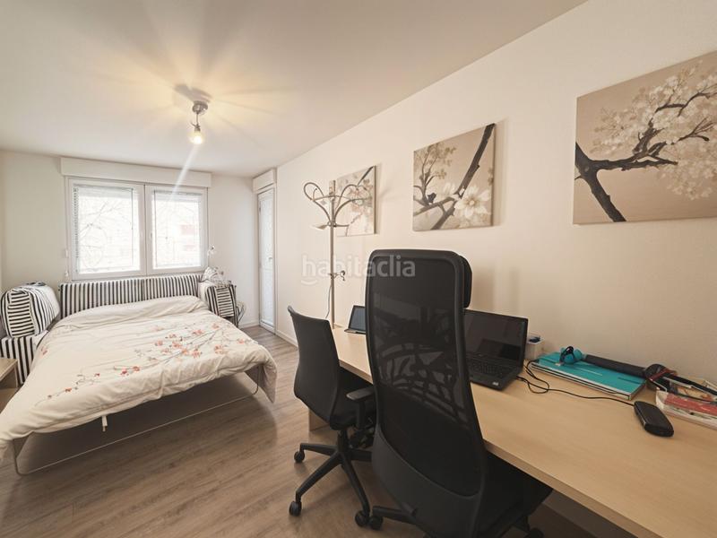 Foto 7bcddf27-38ae-4258-bfcf-51a98af2a536. Appartamento con riscaldamento in Parque Miraflores Zaragoza