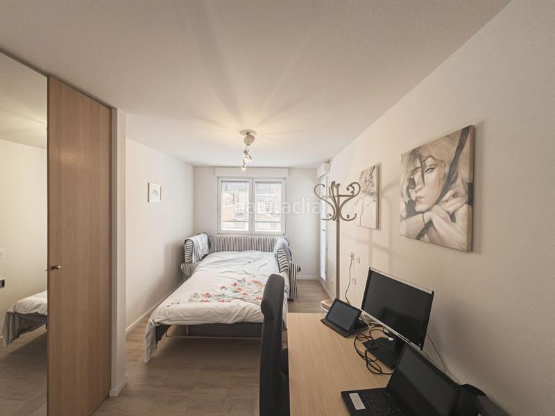 Foto 8b0cd938-9a72-45d8-a518-fbaf22836e34. Appartamento con riscaldamento in Parque Miraflores Zaragoza