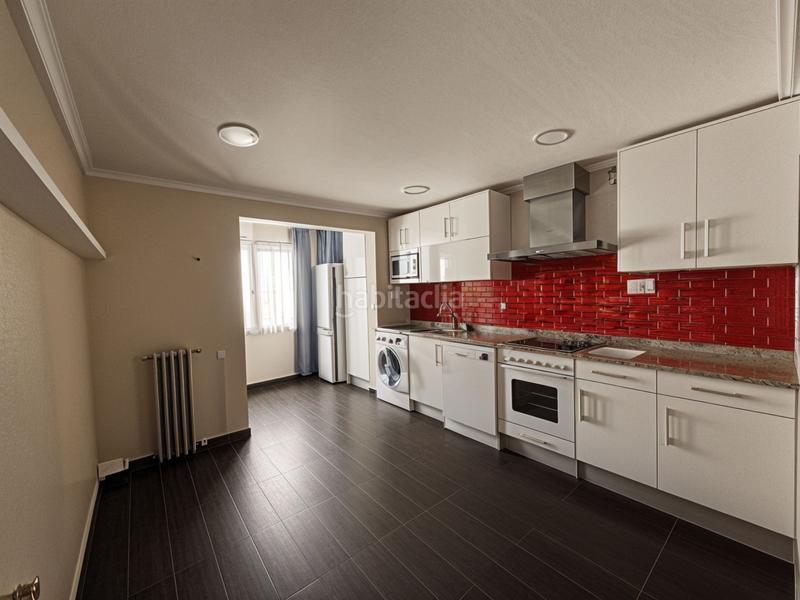 Foto 163a9787-7f2a-4bee-9f9a-0ea555d3acf6. Flat with heating in La Granja Zaragoza