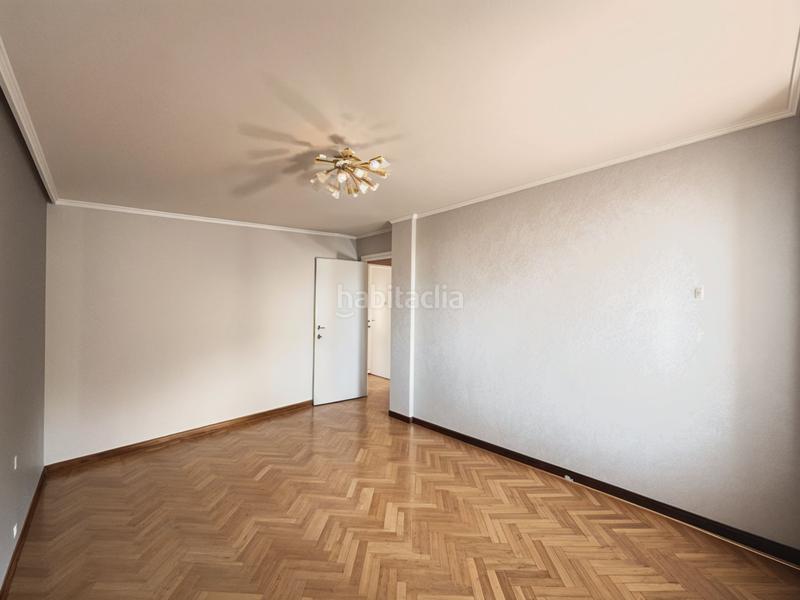 Foto 3dd57f03-838f-40f3-9ba3-b60bf1d7f961. Flat with heating in La Granja Zaragoza