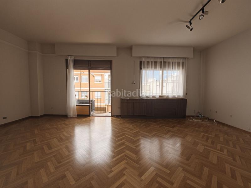 Foto ea202cb1-a127-45c5-92ee-8ab3b048aa54. Flat with heating in La Granja Zaragoza