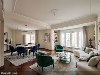 Etagenwohnung in Universidad San Francisco. Vivienda señorial completamente reformada en mariano barbasan!