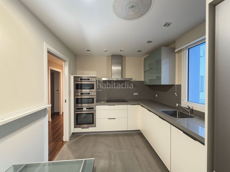 Foto a2b837df-ae10-45f5-9d45-35b7962eb7ac. Pis amb calefacció a Universidad San Francisco Zaragoza