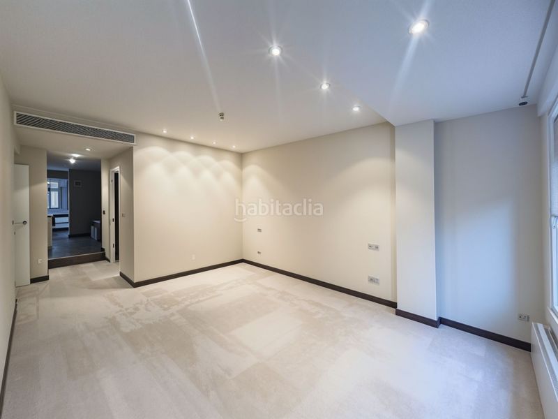 Foto f3413b21-b93f-4083-ab2c-9084e238a958. Pis amb calefacció a Universidad San Francisco Zaragoza