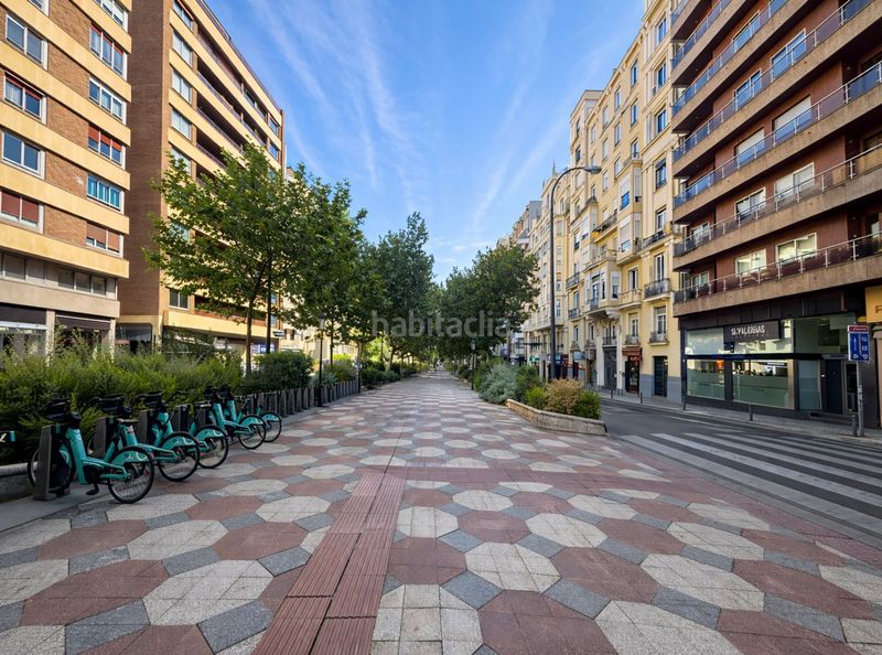 Foto e14fe822-aca5-4be9-bbe7-4d384fa0b7c8. Etagenwohnung mit heizung in Paseo Sagasta Zaragoza