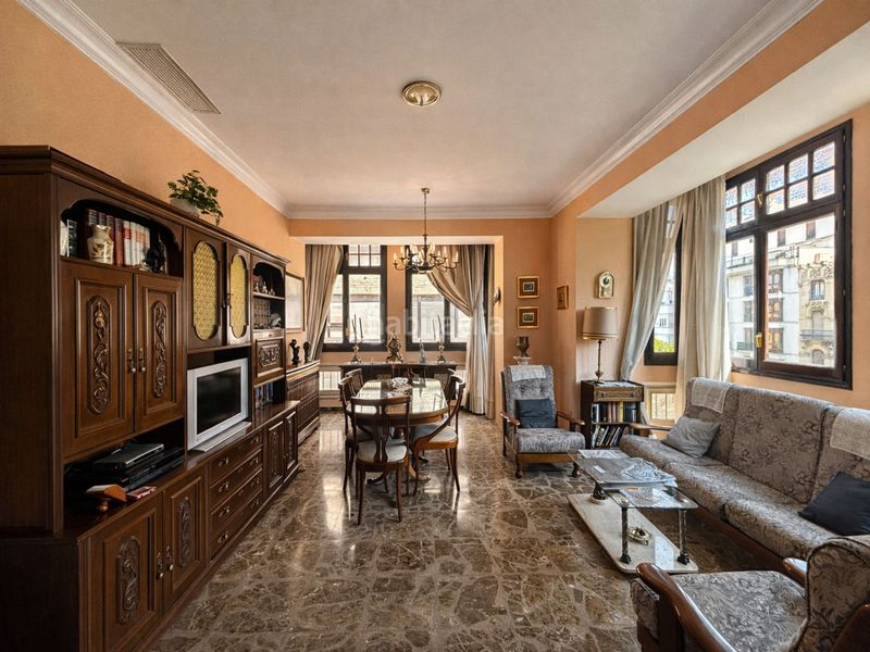 Foto b93837c8-8305-49f0-9a44-81d8b6f526b6. Appartement avec chauffage piscine dans Paseo Sagasta Zaragoza