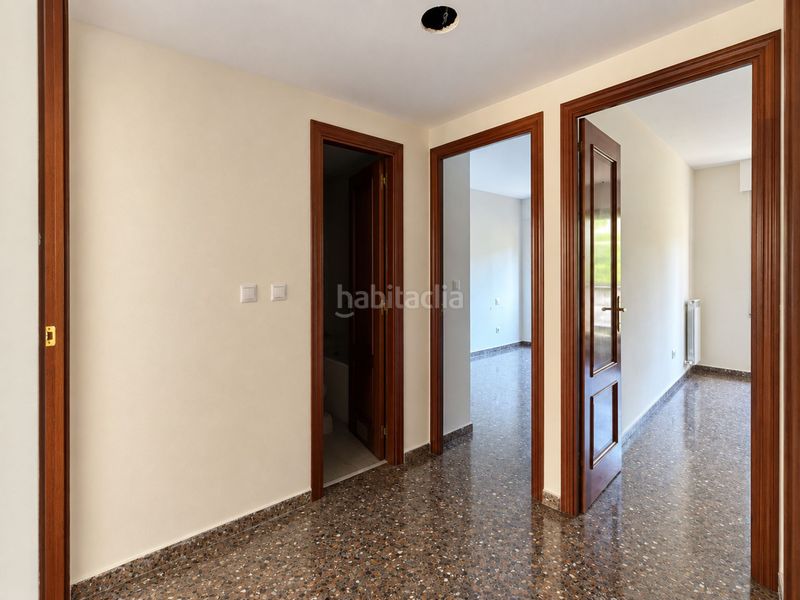 Foto 18c92faf-a100-4629-8bb0-cf9a4f647b2a. Piso vivienda familiar con piscina y amplias zonas comunes en actur! en Zaragoza