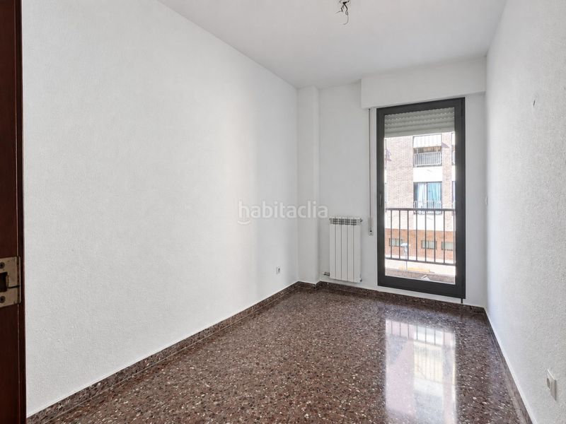 Foto 205d31fc-fbd6-4128-a4d3-139334c1cee6. Piso vivienda familiar con piscina y amplias zonas comunes en actur! en Zaragoza
