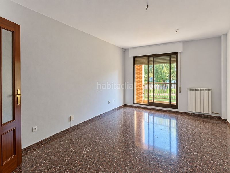 Foto c23ddfef-855a-4ed1-8857-c6acc978388f. Piso vivienda familiar con piscina y amplias zonas comunes en actur! en Zaragoza