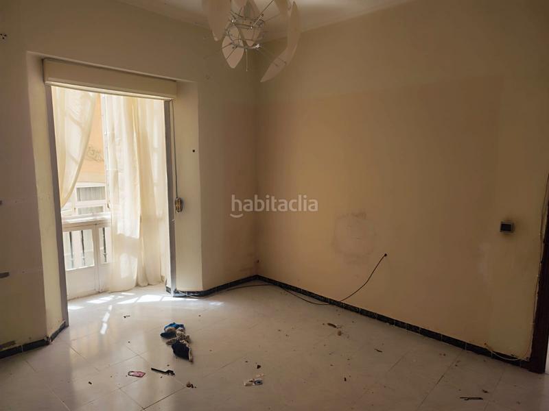Foto b1afb23b-07c2-42ec-b58f-97cb51d99f4f. Piso oportunidad en Centro Histórico Cádiz