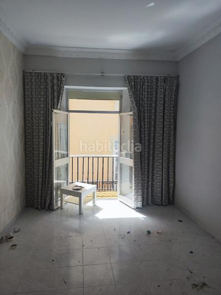 Foto e4c4e8aa-3adb-447f-b4e3-06d5fc83b51d. Piso oportunidad en Centro Histórico Cádiz