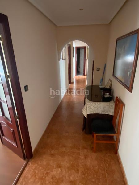 Foto 0c1d085b-e73f-4e1d-878f-8cbe221fe2c0. Piso para entrar a vivir en astilleros - la paz - loreto - el corte inglés Cádiz