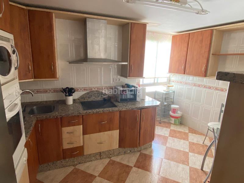 Foto 43bc4556-1fbb-4b83-a444-315c2a216452. Piso para entrar a vivir en astilleros - la paz - loreto - el corte inglés Cádiz