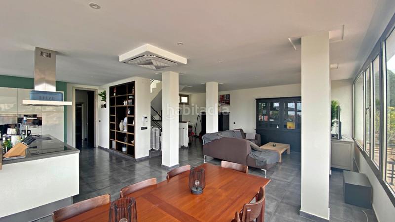 Foto bdd3ddfc-83b4-415a-b179-259e2ee4ff78. Xalet amb aparcament piscina a Pueblo Acantilado-Lanuza Campello (el)