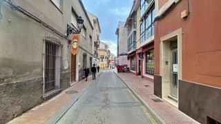 Casa a Totana. Casa de dos plantas en el centro