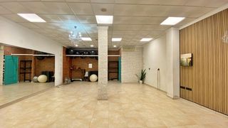 Lloguer Local Comercial a Totana. Haz visible tu negocio en el centro de totana