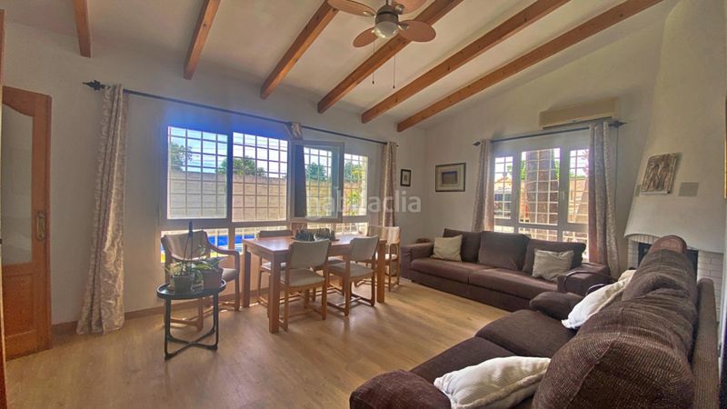 Foto 8c6b8b0c-d60c-4d3e-9e27-d9c555017a9e. Xalet amb aparcament piscina a Playa Muchavista Campello (el)