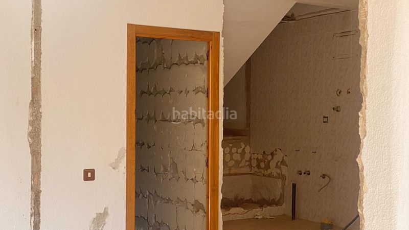 Foto 189e35b9-5039-452a-b706-6dc53215a83e. Casa adossada amb aparcament a Totana