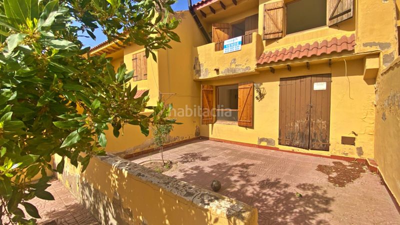 Foto dd2d7c95-18e0-4831-ad5e-ed5641eedd7c. Casa adossada amb aparcament a Totana