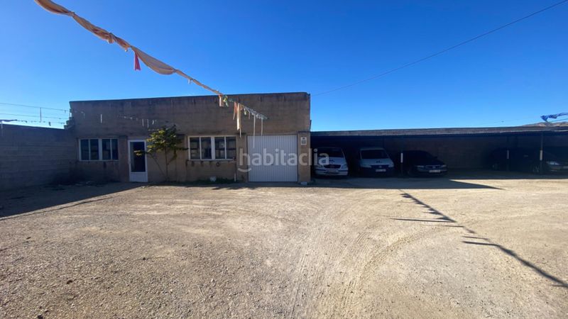 Foto cc3e695e-b5ce-4e1c-974d-ee3e47adc508. Local comercial a Totana
