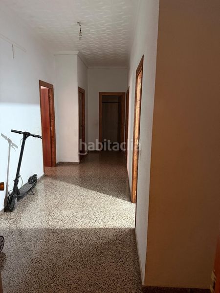 Foto c33f9338-30f0-48ad-9c75-aee35bc9a757. Planta baixa a Totana
