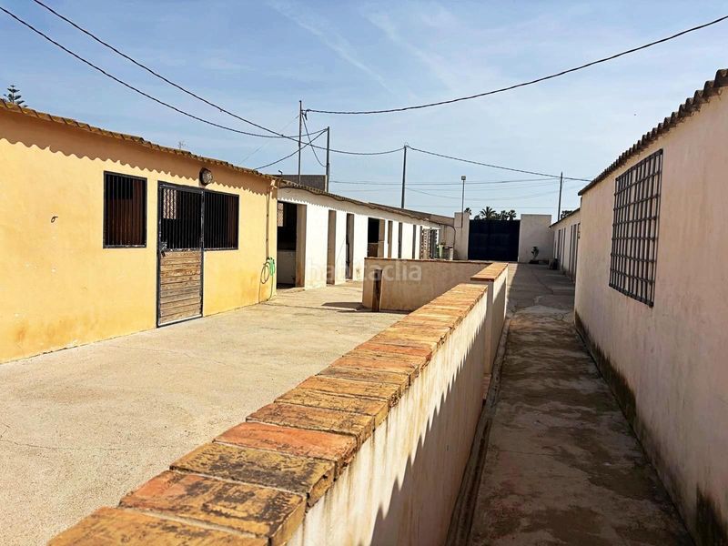 Foto 67d83f82-bcc6-4a14-8da0-20d80d0b0994. Local comercial a Totana