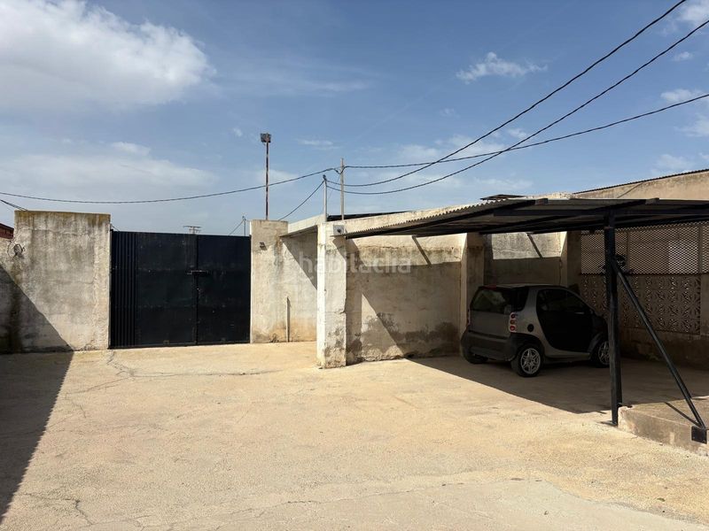 Foto a5d097dc-ec48-4fc5-af79-fd3b8e352149. Local comercial a Totana