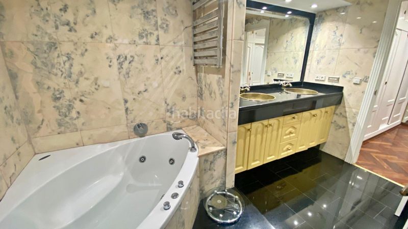 Foto d44f277f-2980-4277-803b-97798270ae3b. Pis a Barrio del Centro Alicante