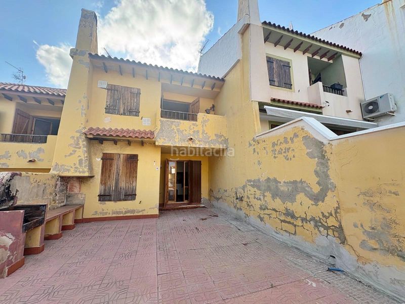 Foto 089d278d-d95f-4512-ae36-7ffaab3920f5. Casa adossada amb aparcament a Totana
