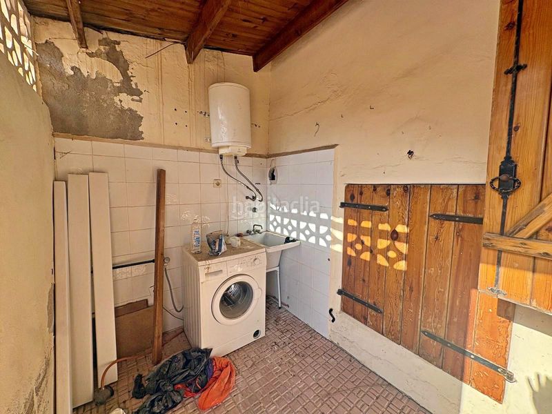 Foto 4d9c1de6-dcbb-4a8f-99f8-cf66483d5b77. Casa adossada amb aparcament a Totana