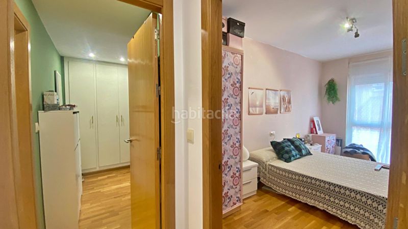 Foto acf00e7e-2f44-4e9c-aa10-bd573f304c85. Pis amb aparcament a Totana