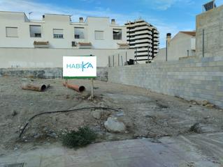 Terreny residencial a Calle Calle de Holanda 18