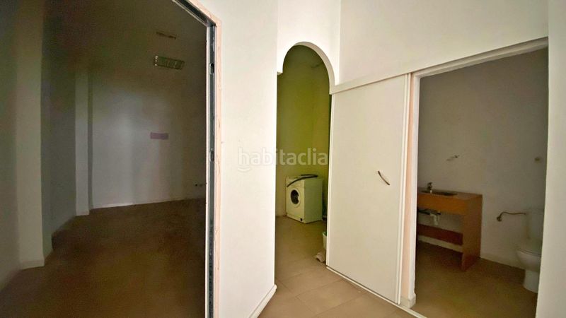 Foto 8fb11d47-1ce4-4285-9a5e-69ad40b00621. Local comercial a Totana