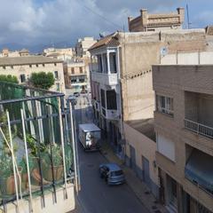 Maison à Totana. Vivienda en construcción de tres plantas en el centro de totana
